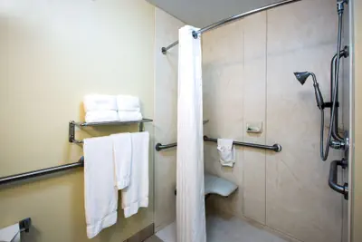 Photo 4 - Holiday Inn Express & Suites Vandalia by IHG