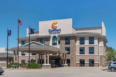 Photo 2 - Comfort Inn & Suites Goodland
