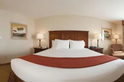 Photo 4 - Holiday Inn Ex Ste Porterville by IHG