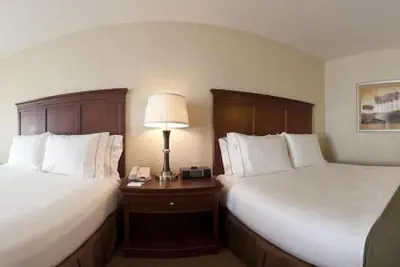 Photo 5 - Holiday Inn Ex Ste Porterville by IHG