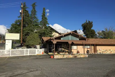 Photo 2 - Holiday Lodge