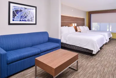 Photo 4 - Holiday Inn Express & Suites Selma by IHG