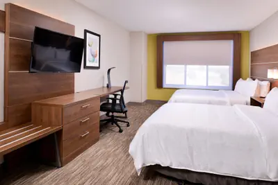 Photo 3 - Holiday Inn Express & Suites Selma by IHG