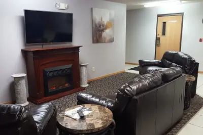 Photo 3 - Amerivu Inn And Suites New Richmond