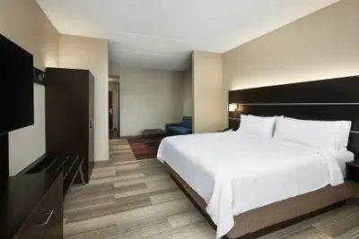 Photo 4 - Holiday Inn Express & Suites Seymour by IHG