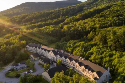 Photo 2 - Grand Summit Hotel at Attitash