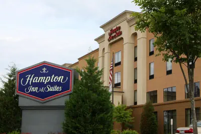 Photo 2 - Hampton Inn & Suites Paducah