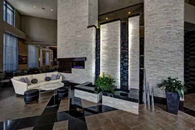 Photo 4 - Hampton Inn & Suites Nashville Downtown