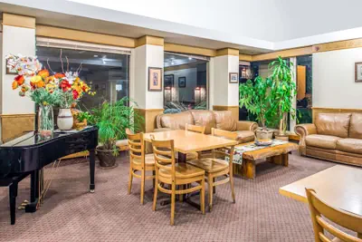 Photo 3 - Travelodge by Wyndham Kalispell
