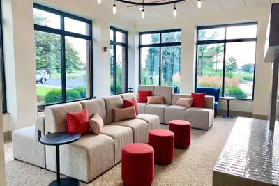 Photo 5 - Hilton Garden Inn Oconomowoc