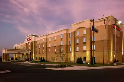 Photo 2 - Hampton Inn & Suites Omaha Southwest-La Vista