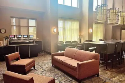 Photo 4 - Hampton Inn & Suites Omaha Southwest-La Vista