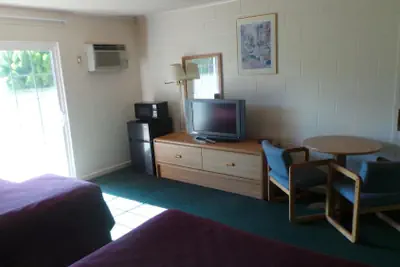 Photo 5 - Relax Inn of Yreka
