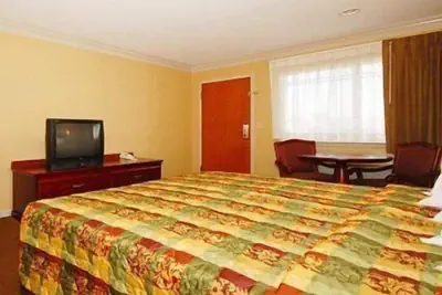 Photo 5 - Motel 6 Norwalk, CA
