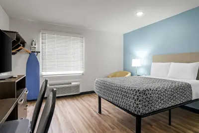 Photo 2 - WoodSpring Suites Memphis East I-40