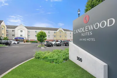 Photo 2 - Candlewood Suites Bordentown-Trenton by IHG