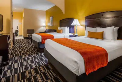 Photo 4 - Best Western Plus Barsana Hotel & Suites