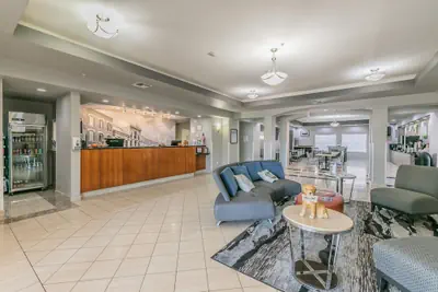 Photo 3 - La Quinta Inn & Suites by Wyndham Granbury