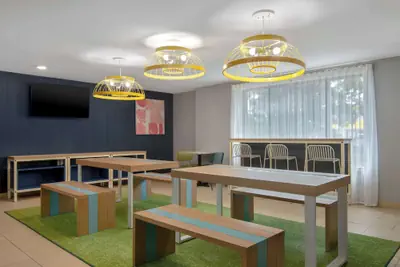 Photo 3 - Spark by Hilton Montgomery EastChase