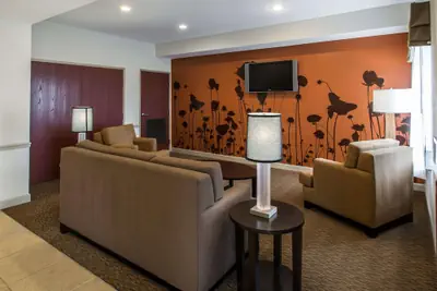 Photo 5 - Sleep Inn & Suites Palatka North