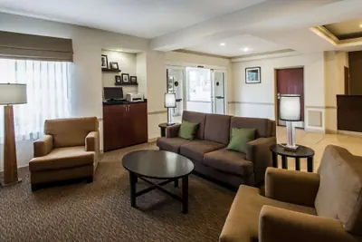 Photo 3 - Sleep Inn & Suites Palatka North