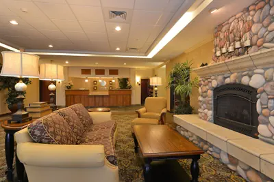 Photo 3 - Comfort Inn & Suites McMinnville Wine Country