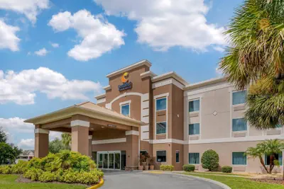 Photo 2 - Comfort Inn & Suites Wildwood - The Villages