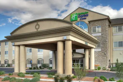 Photo 2 - Holiday Inn Express Carlsbad by IHG