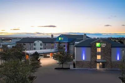 Photo 2 - Holiday Inn Express & Suites Nampa - Idaho Center by IHG