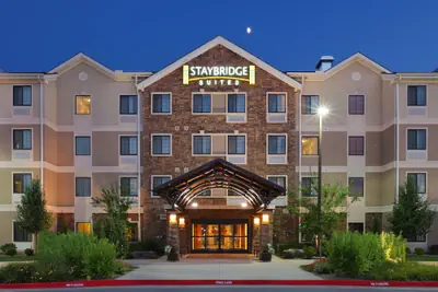 Photo 2 - Staybridge Suites Fayetteville/Univ Of Arkansas by IHG
