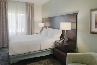 Photo 5 - Staybridge Suites Fayetteville/Univ Of Arkansas by IHG