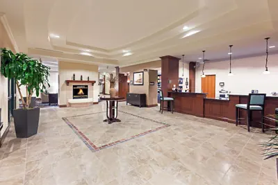 Photo 3 - Staybridge Suites San Antonio Downtown Conv Ctr by IHG