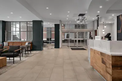 Photo 4 - Hilton Garden Inn Denver Downtown