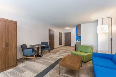 Photo 5 - Holiday Inn Express & Suites Eau Claire North by IHG
