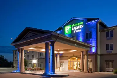 Photo 2 - Holiday Inn Express & Suites Eau Claire North by IHG