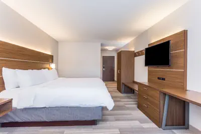 Photo 4 - Holiday Inn Express & Suites Eau Claire North by IHG