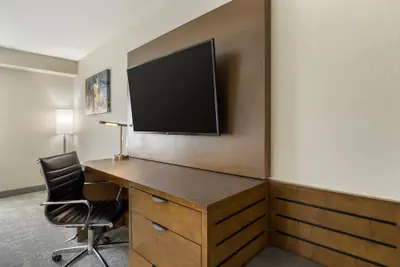 Photo 5 - Best Western Plus Henderson Hotel