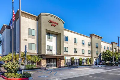 Photo 2 - Hampton Inn Carlsbad-North San Diego County