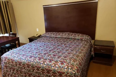 Photo 5 - Stardust Motel Azusa