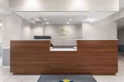 Photo 3 - Microtel Inn & Suites by Wyndham Panama City