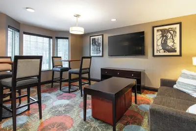 Photo 5 - Staybridge Suites Fairfield Napa Valley Area by IHG