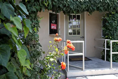 Photo 3 - Monterey Oceanside Inn