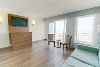 Photo 2 - Marjac Suites Virginia Beach Oceanfront