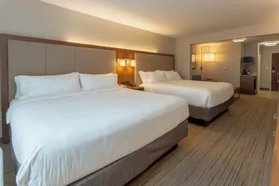 Photo 3 - Holiday Inn Express & Suites Milwaukee Nw Park Place by IHG