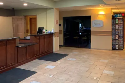 Photo 3 - Sleep Inn & Suites Gettysburg