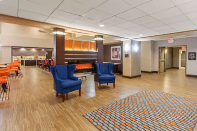 Photo 2 - Hampton Inn & Suites Merced