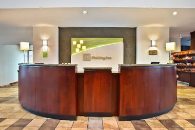 Photo 4 - Holiday Inn & Suites Green Bay Stadium by IHG