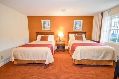 Photo 5 - Monticello Inn Framingham