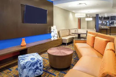 Photo 4 - Courtyard by Marriott Houston by the Galleria