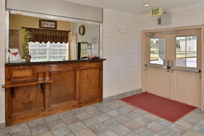 Photo 3 - Americas Best Value Inn & Suites Winnie